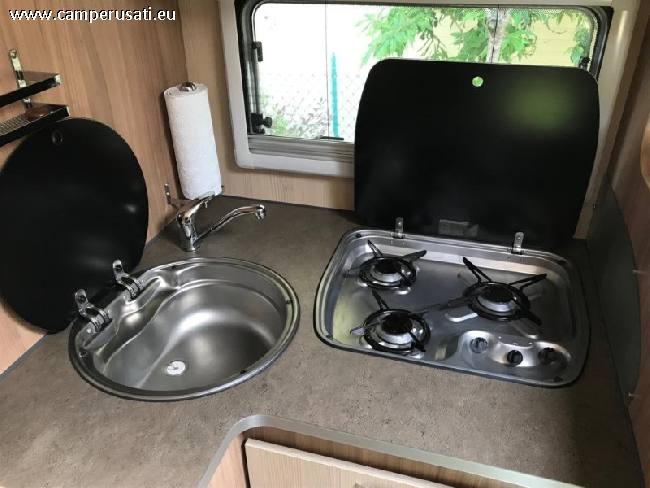 camper Pilote  Aventura 740