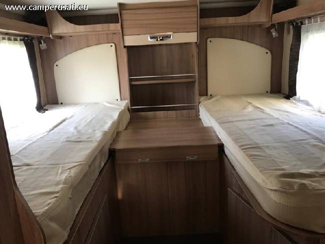 camper Pilote  Aventura 740