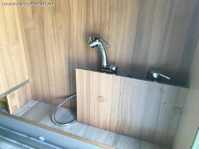 camper Pilote  Aventura 740