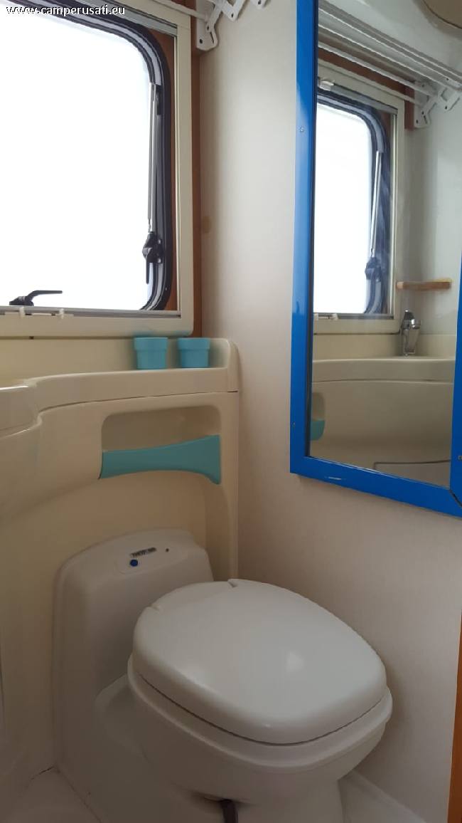 camper CI  caravan international 7 posti